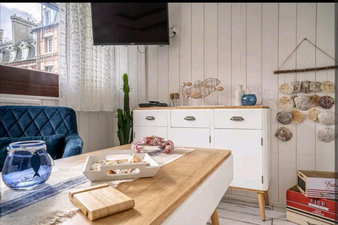 Deauville : Magnifique Studio En Face Du Casino ! Екстериор снимка