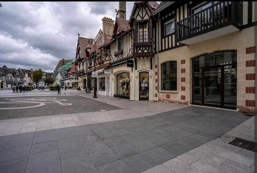 Deauville : Magnifique Studio En Face Du Casino ! Екстериор снимка